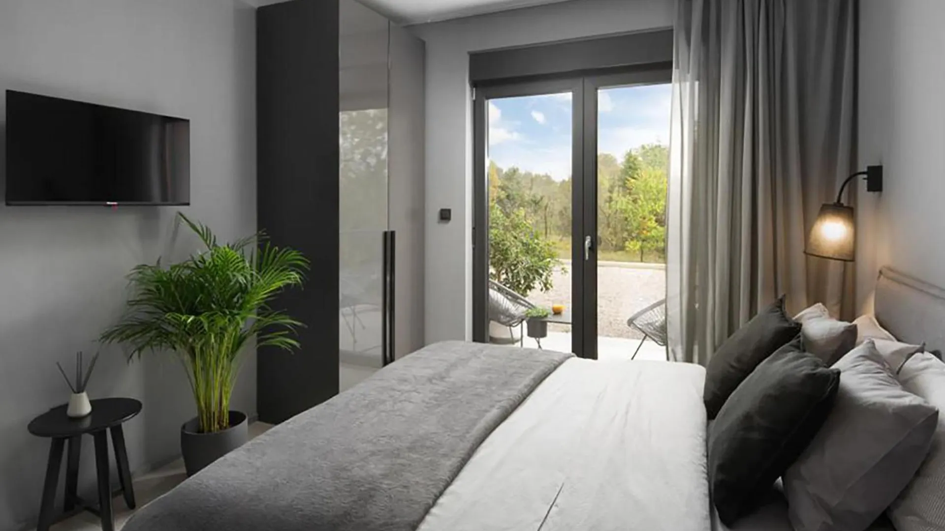 Holiday Home Villa Anthea Paola By Interhome Nedescina